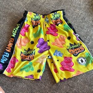 Flow society gummy grizzly bears